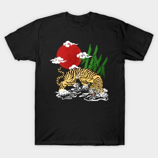 tiger and red moon T-Shirt